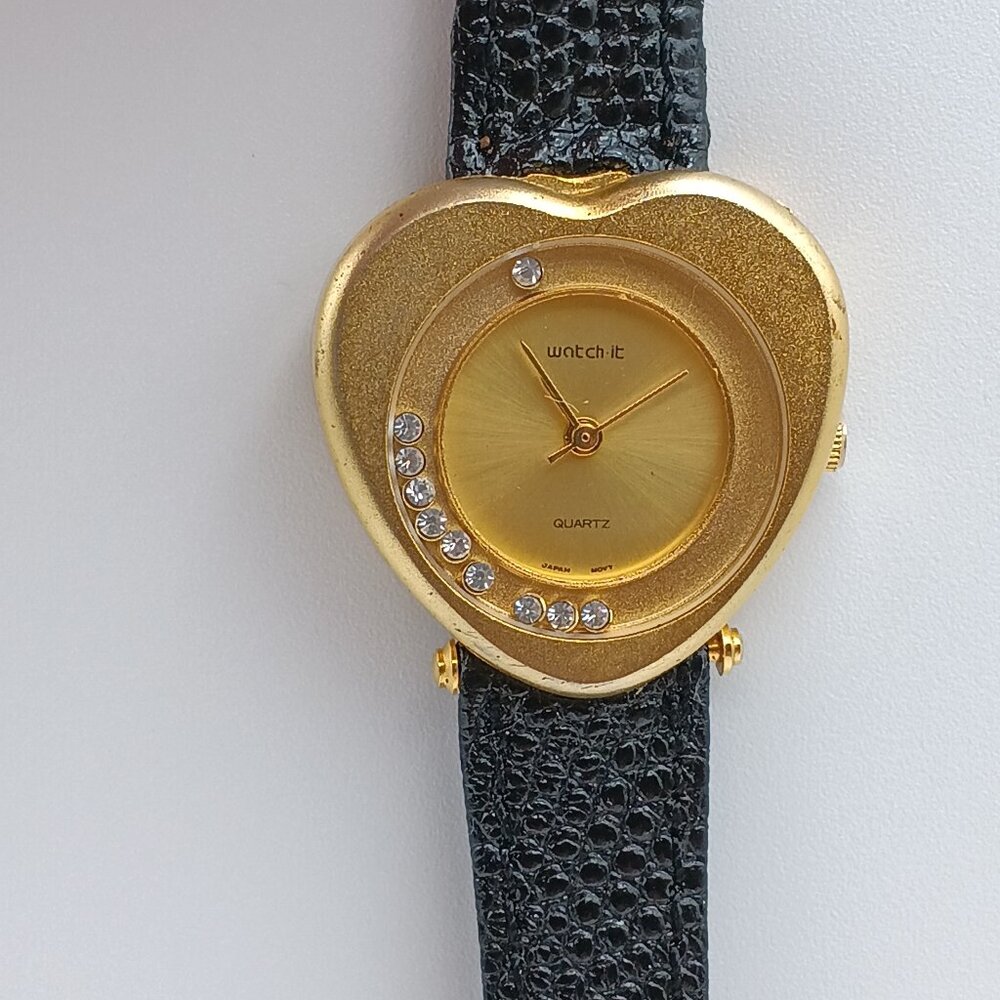 Classic Watch Time Watch Co. Hong Kong Genuine Leather Band Heart New Battery